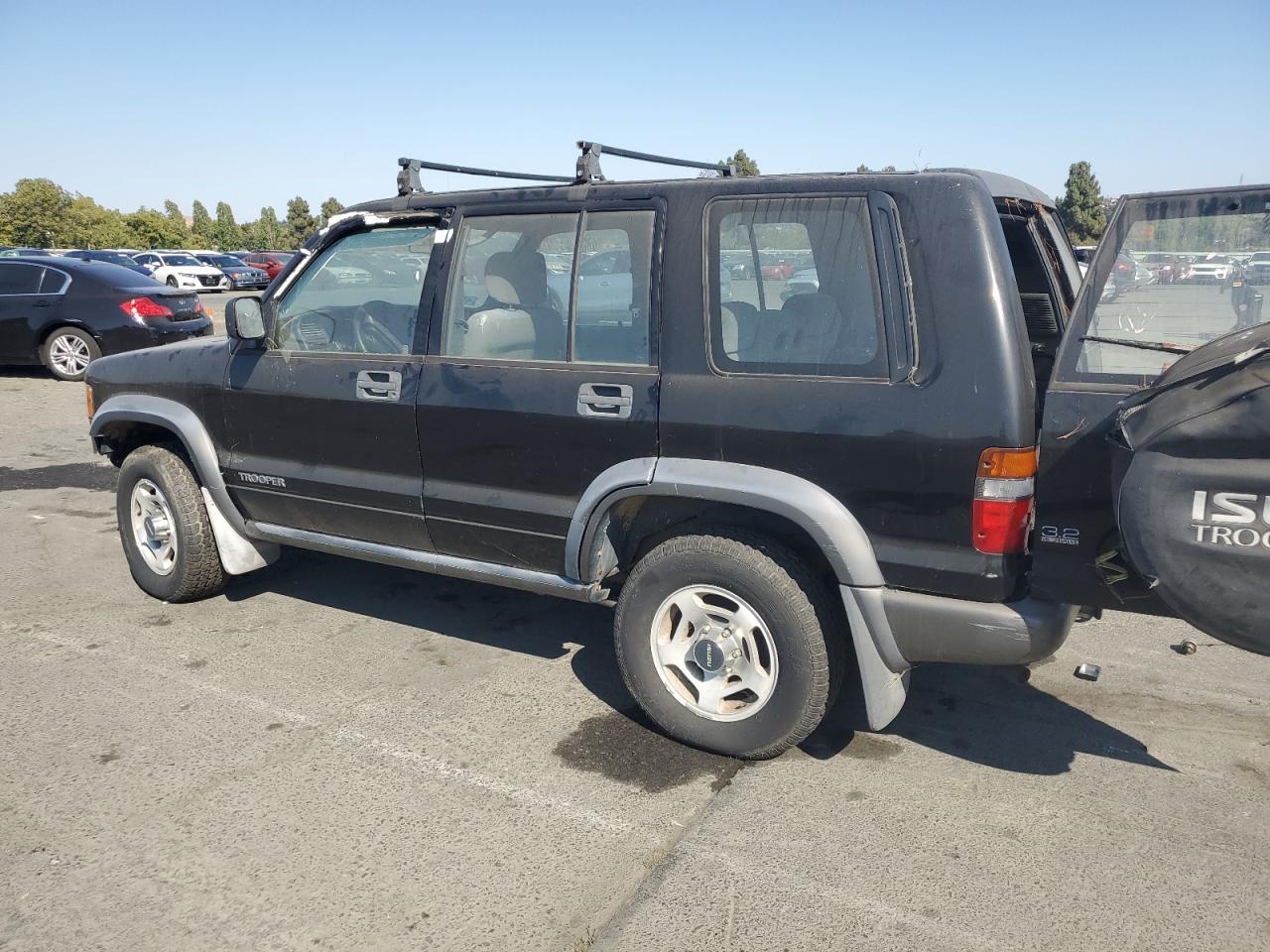 1996 Isuzu Trooper S - Фото 2