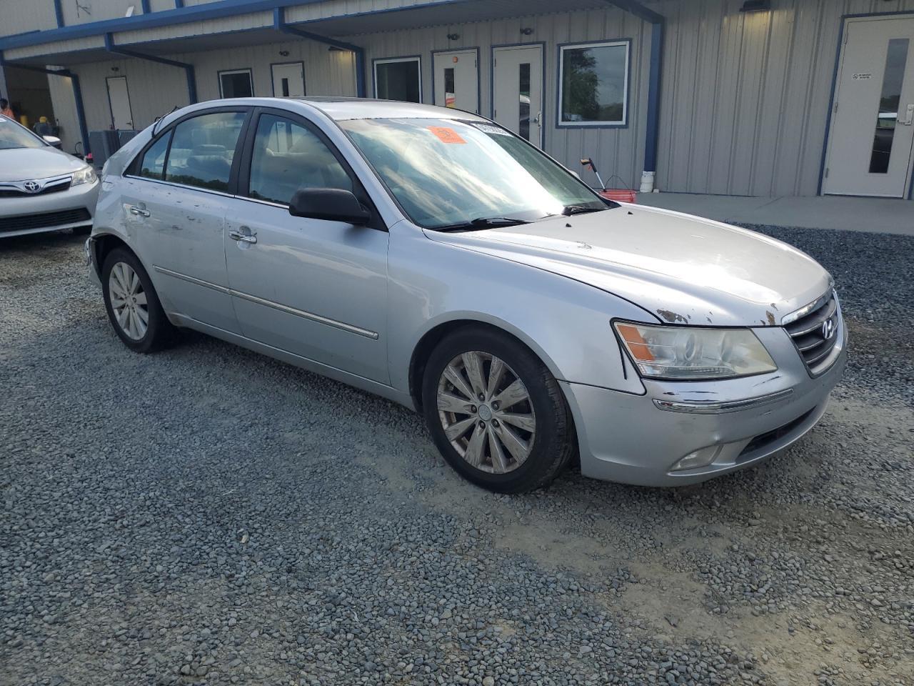 2009 Hyundai Sonata Se - Image 4