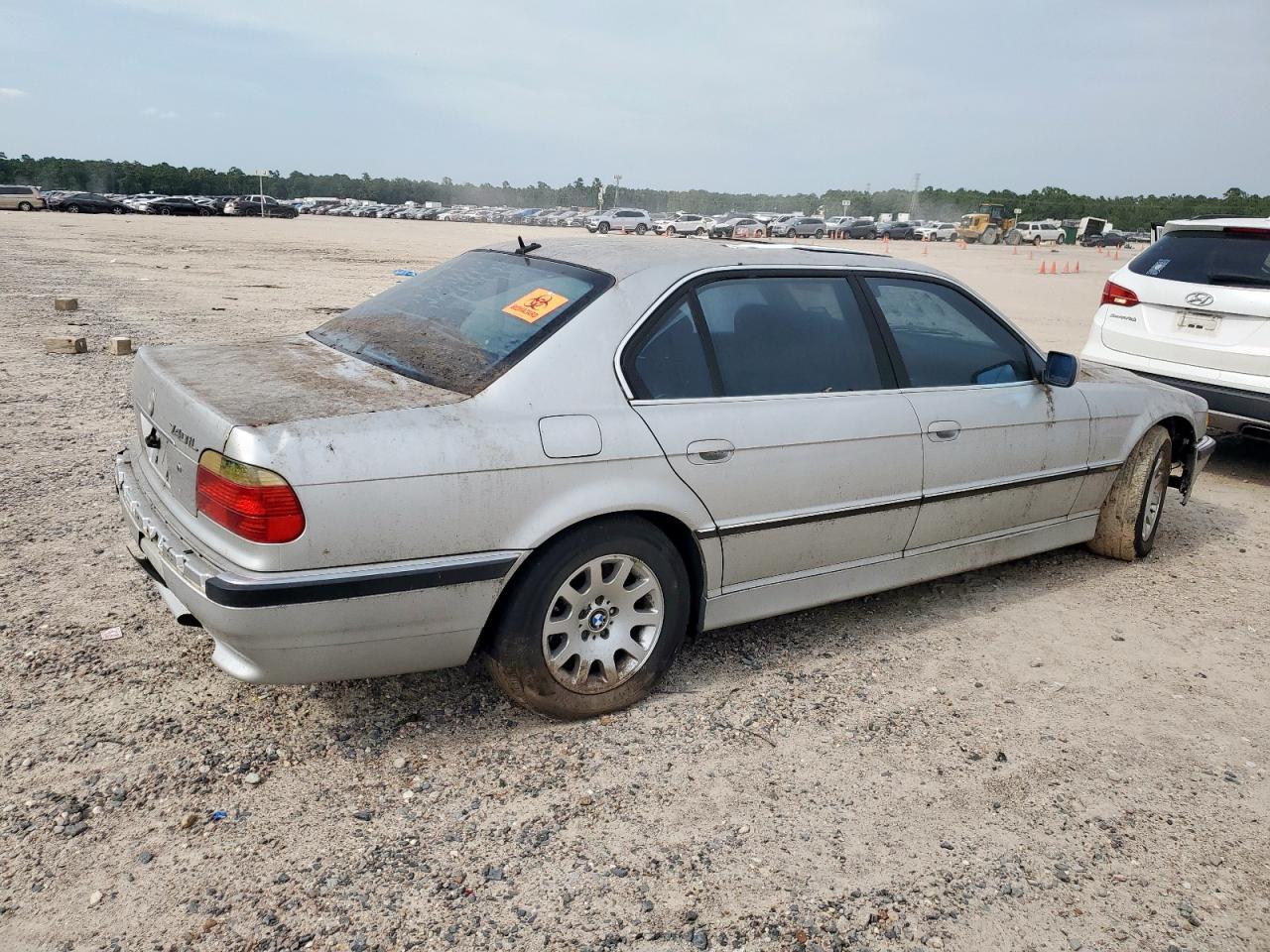 2001 BMW 740 - Фото 3