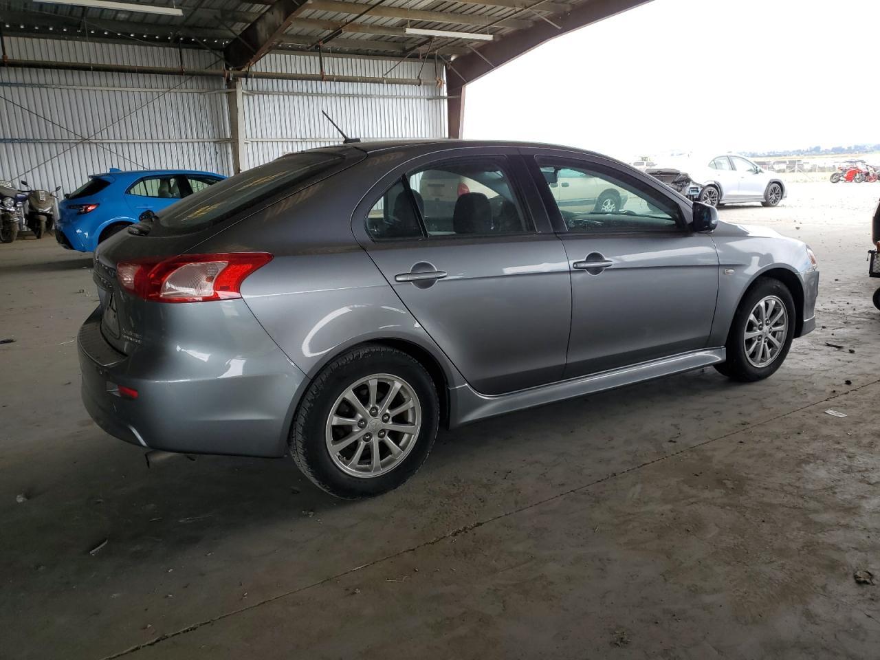 2014 Mitsubishi Lancer Es/Es Sport - Image 3