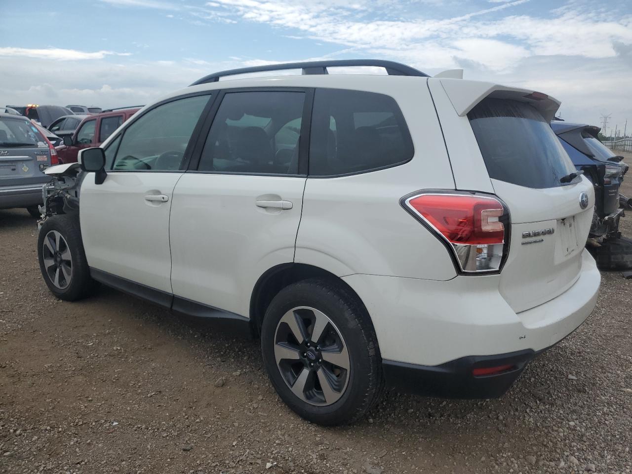 2018 Subaru Forester 2.5I Premium - Фото 2