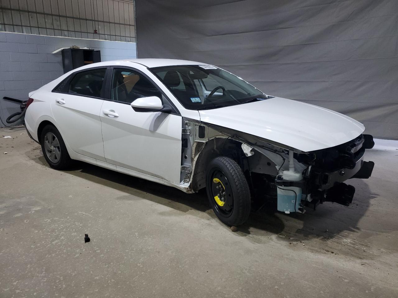 2025 Hyundai Elantra Se - Image 4