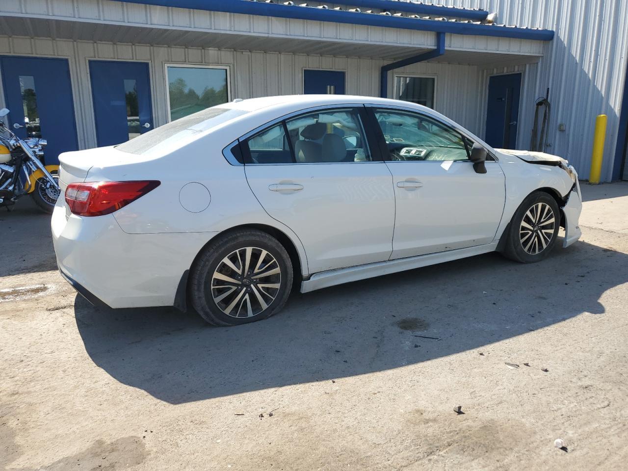 2019 Subaru Legacy 2.5I - Фото 3