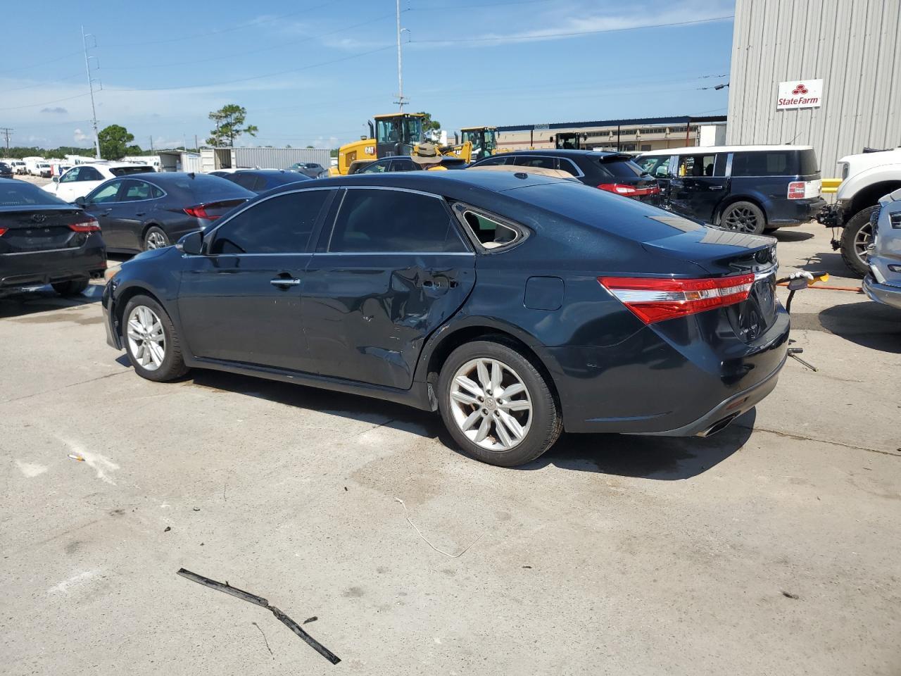 2015 Toyota Avalon Xle - Фото 2