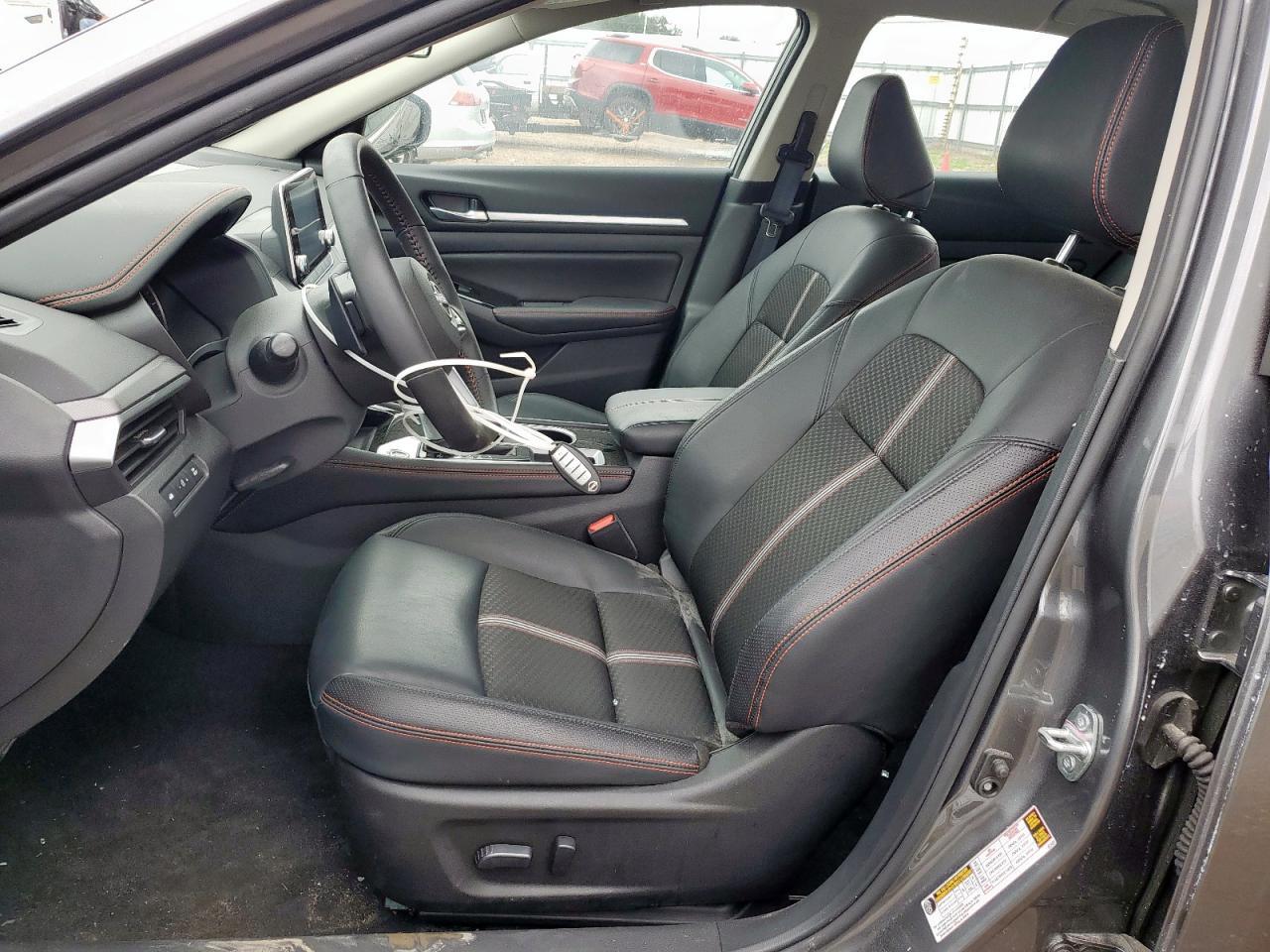 2025 Nissan Altima Sr - Фото 7