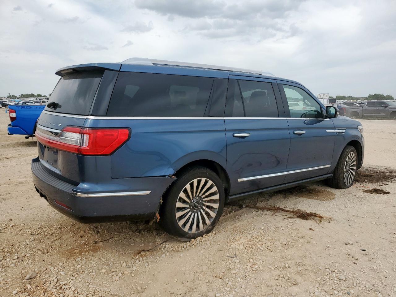 2019 Lincoln Navigator L Reserve - Фото 3