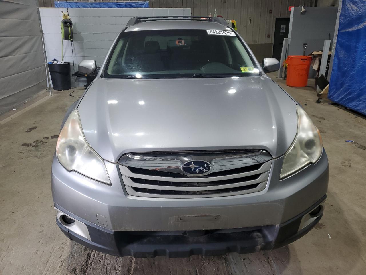 2010 Subaru Outback 2.5I Premium - Фото 5