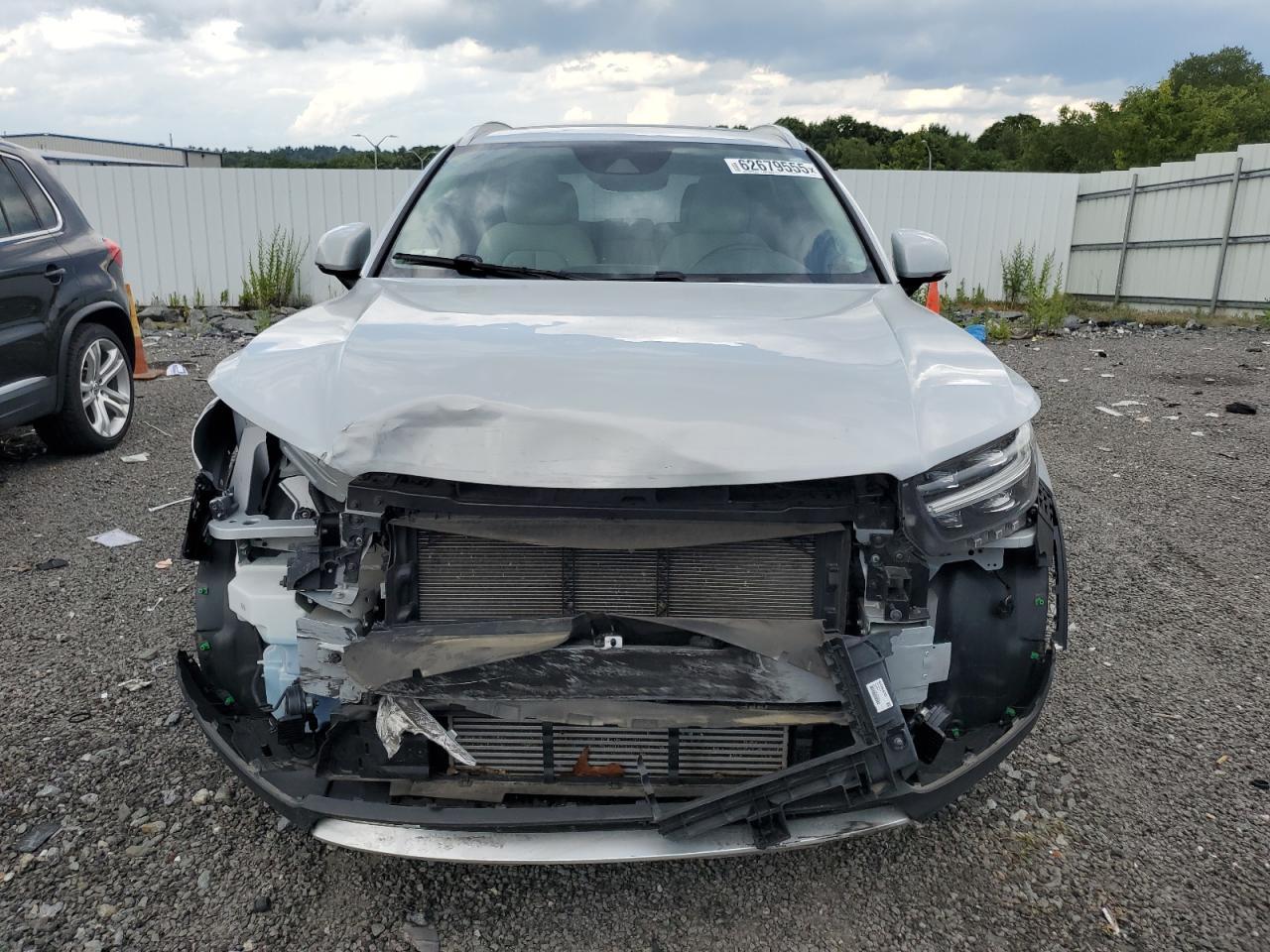 2020 Volvo Xc40 T5 Momentum - Фото 5