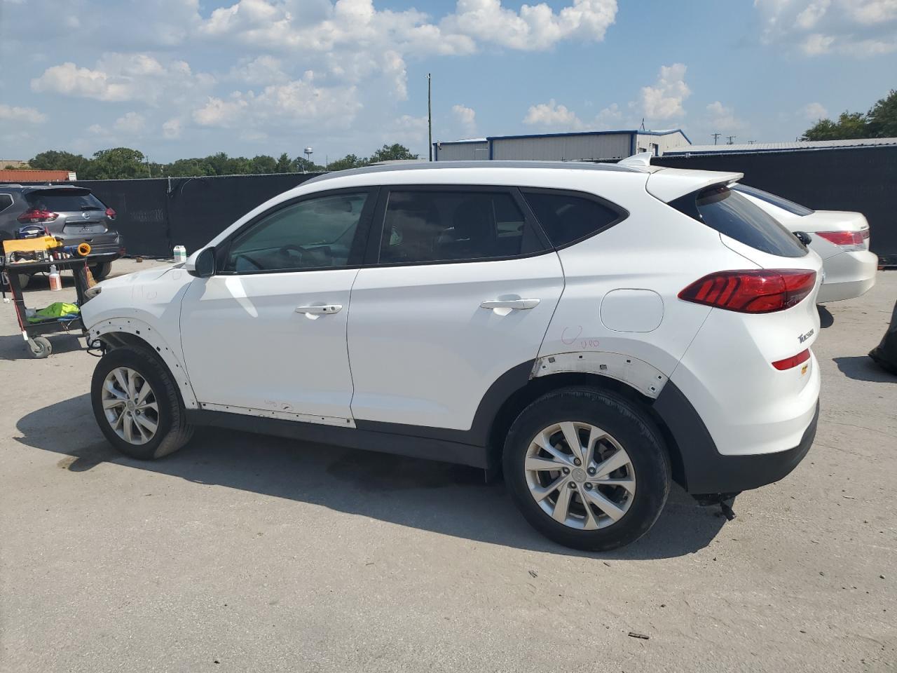 2021 Hyundai Tucson Limited - Фото 2