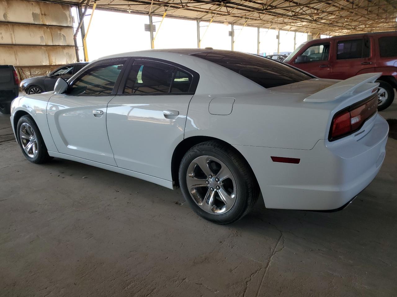 2014 Dodge Charger Se - Image 2
