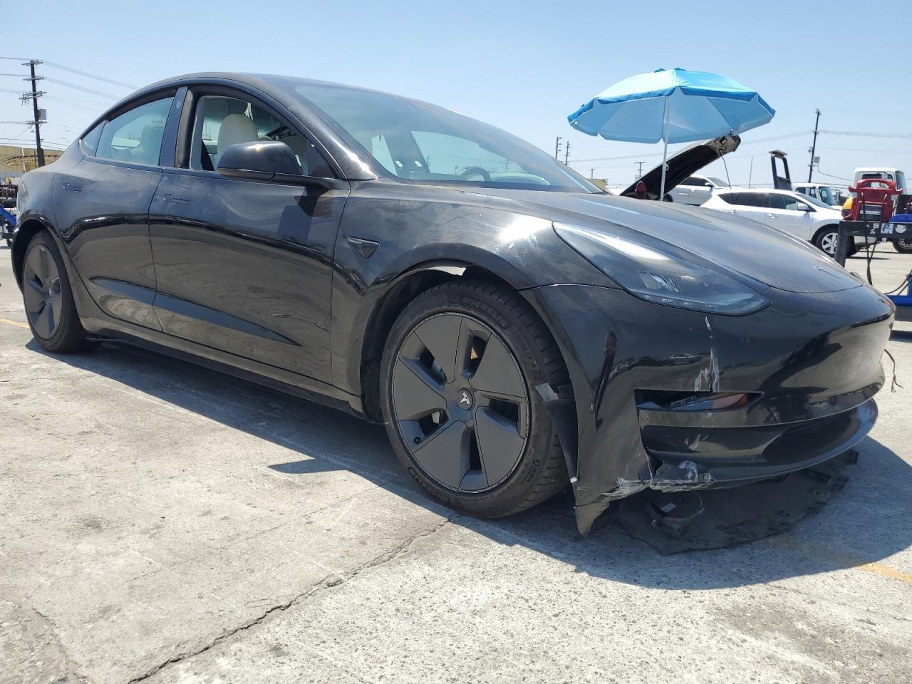 2023 Tesla Model 3 - Фото 4