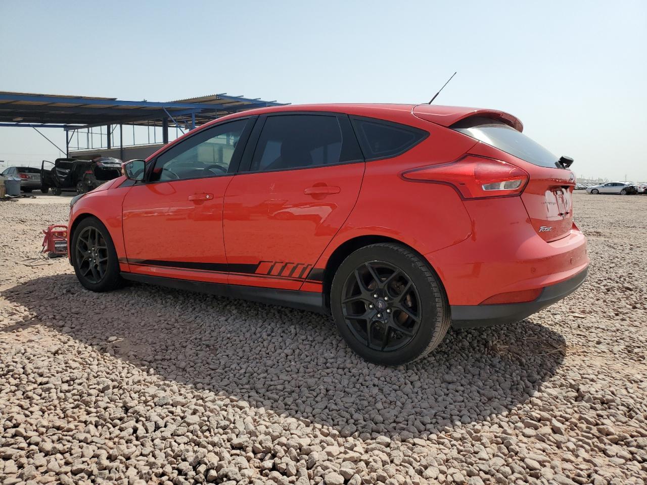 2016 Ford Focus Se - Image 2