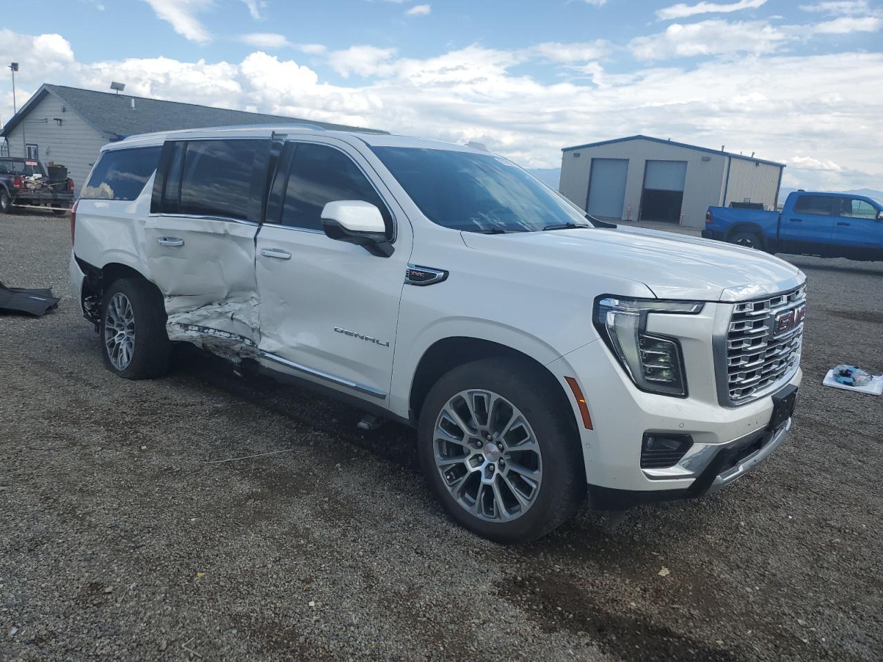 2025 GMC Yukon Xl Denali - Фото 4