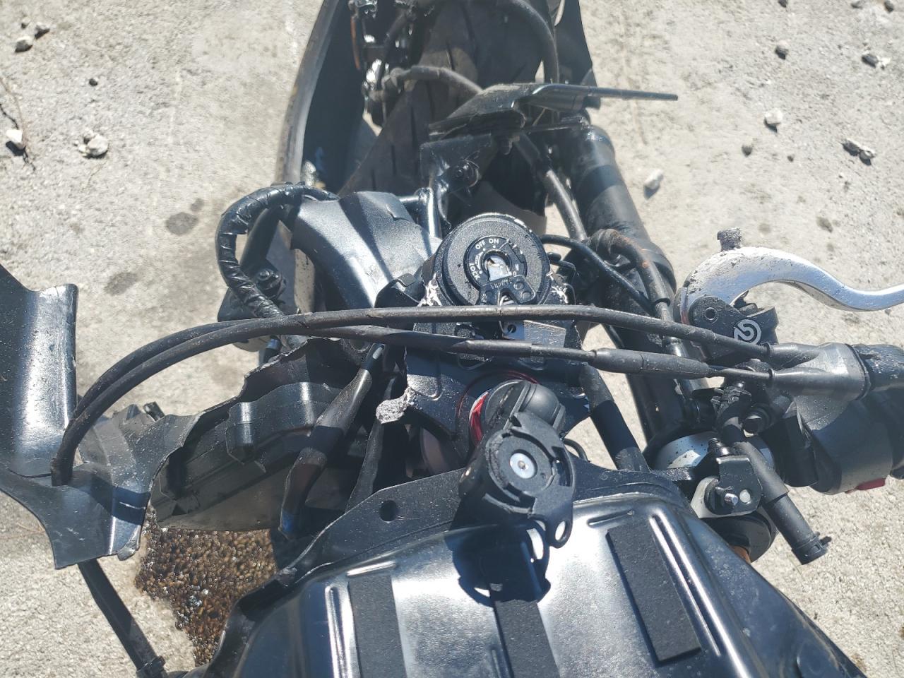 2024 Yamaha Yzfr7 - Image 7