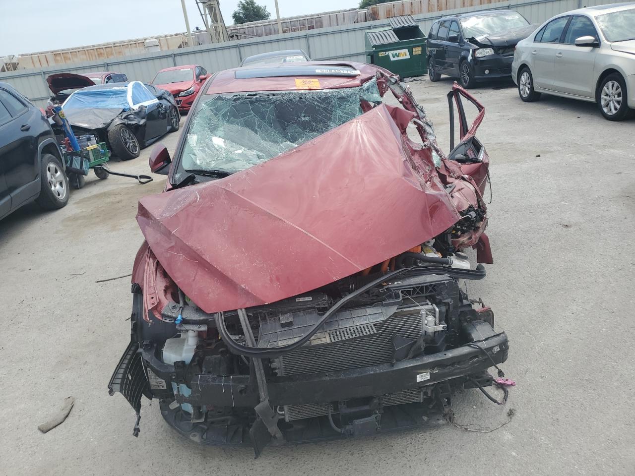 2024 Hyundai Elantra Limited - Image 5