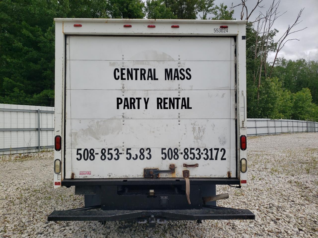 2005 GMC Savana Cutaway G3500 - Фото 6