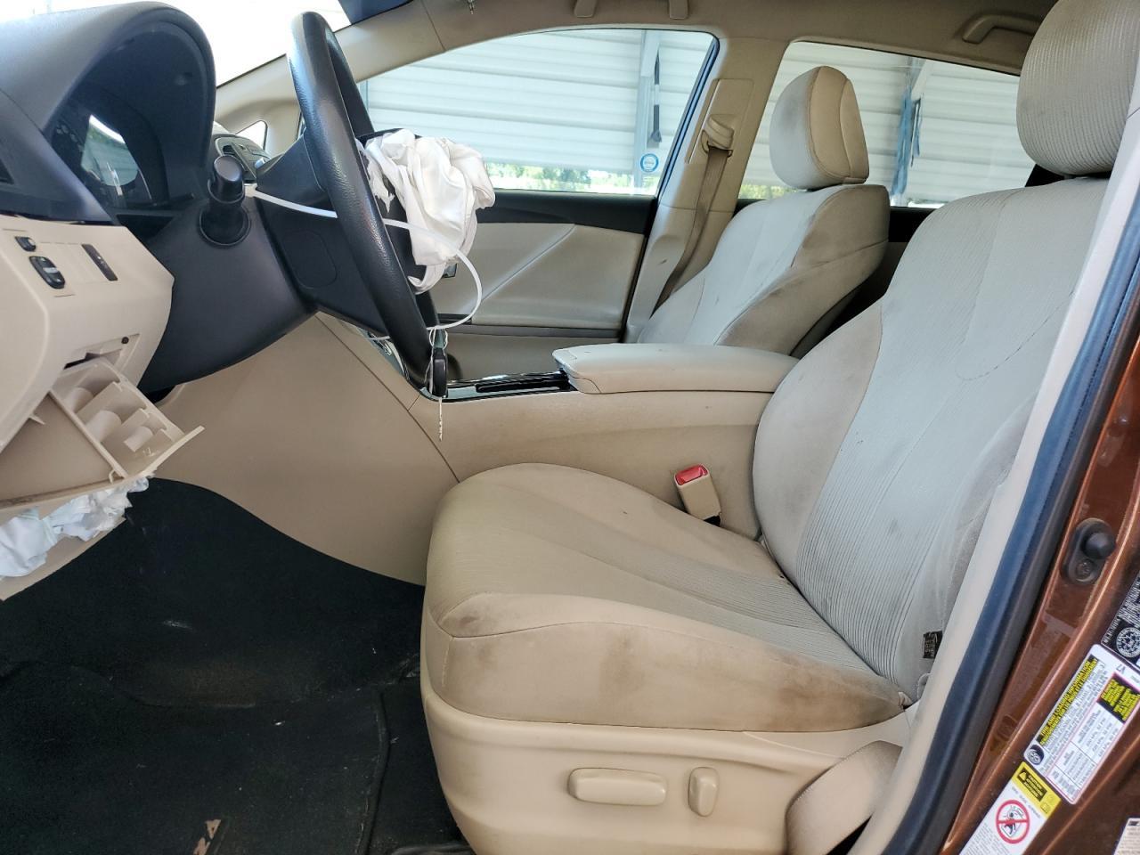 2012 Toyota Venza Le - Image 7