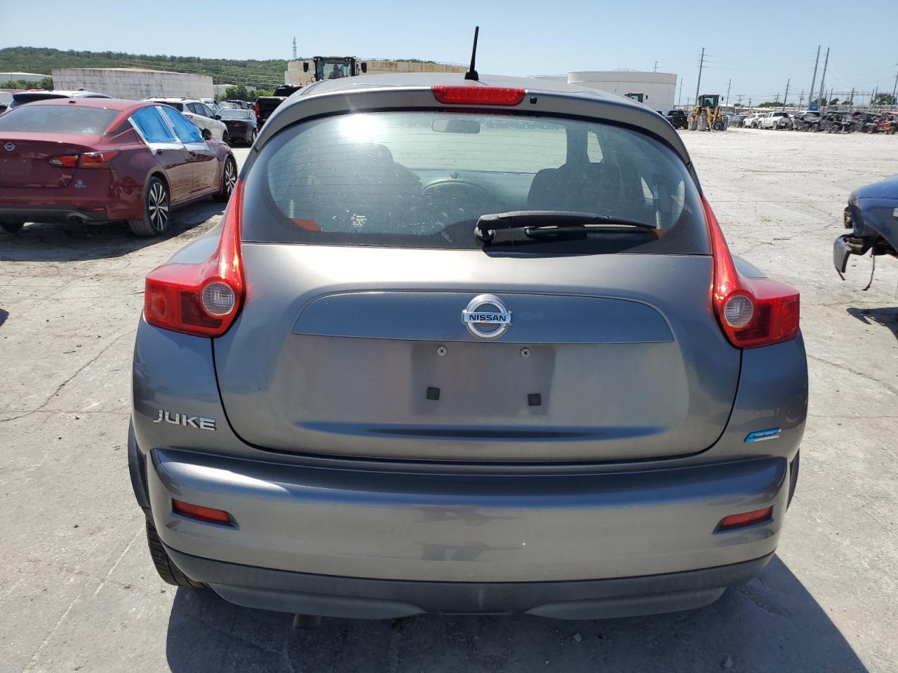 2013 Nissan Juke S - Image 6