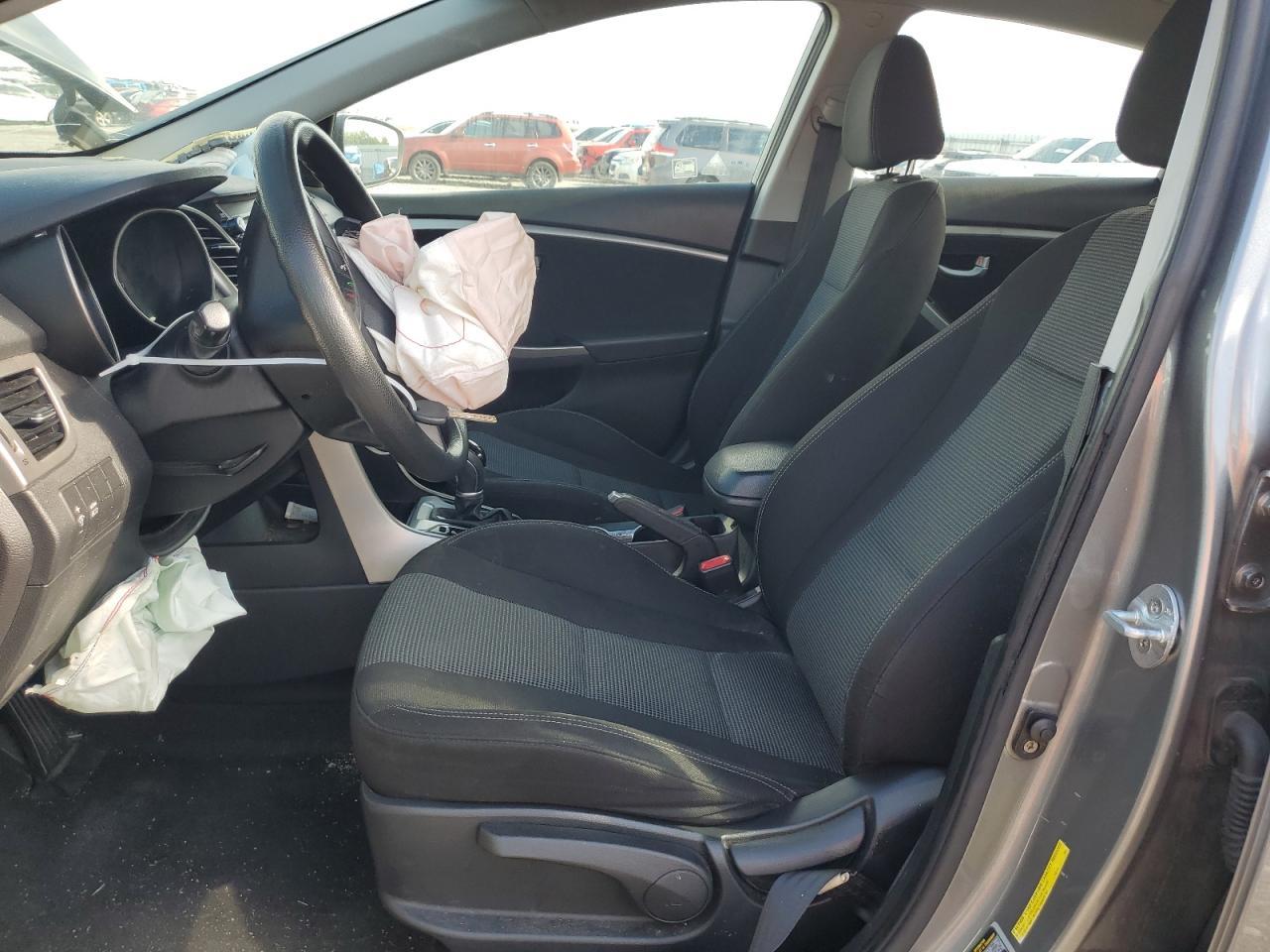 2017 Hyundai Elantra Gt - Image 7