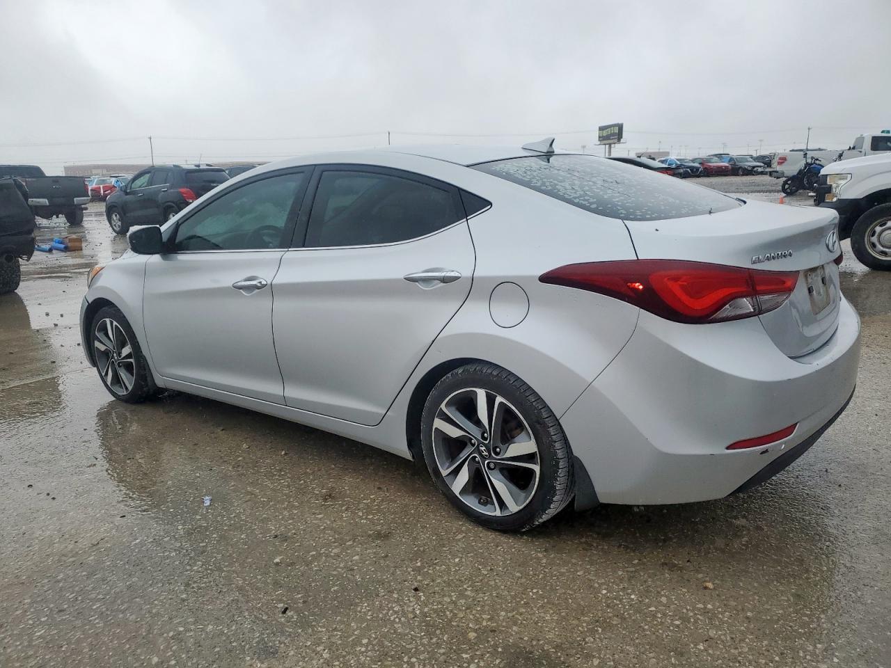 2015 Hyundai Elantra Se - Image 2