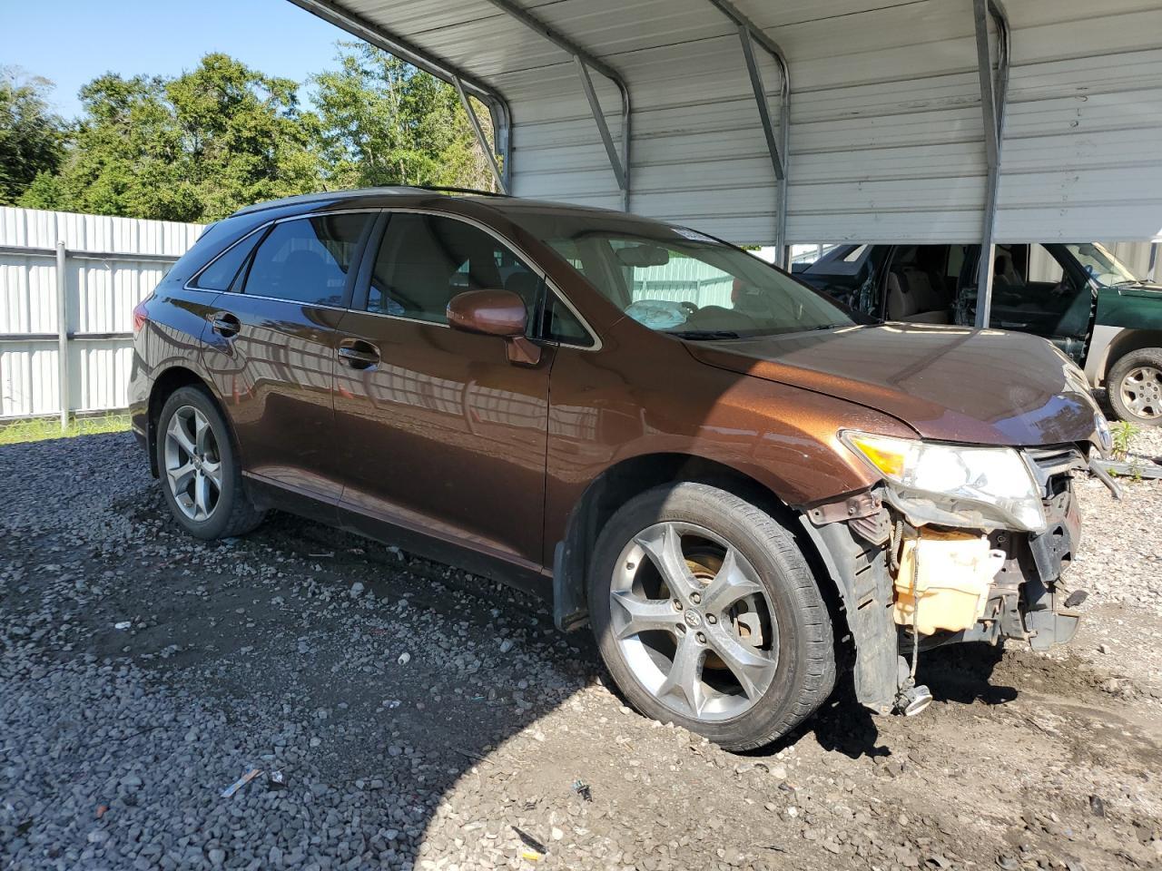2012 Toyota Venza Le - Image 4