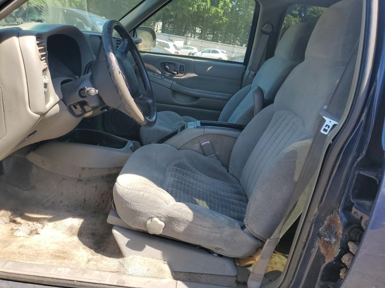 2002 Chevrolet Blazer - Image 7