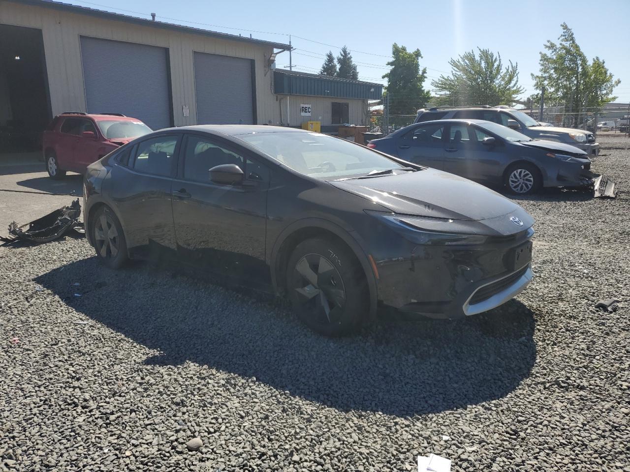 2024 Toyota Prius Prime Se - Image 4