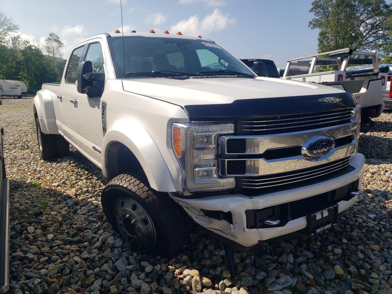 2018 Ford F450 Super Duty - Image 4
