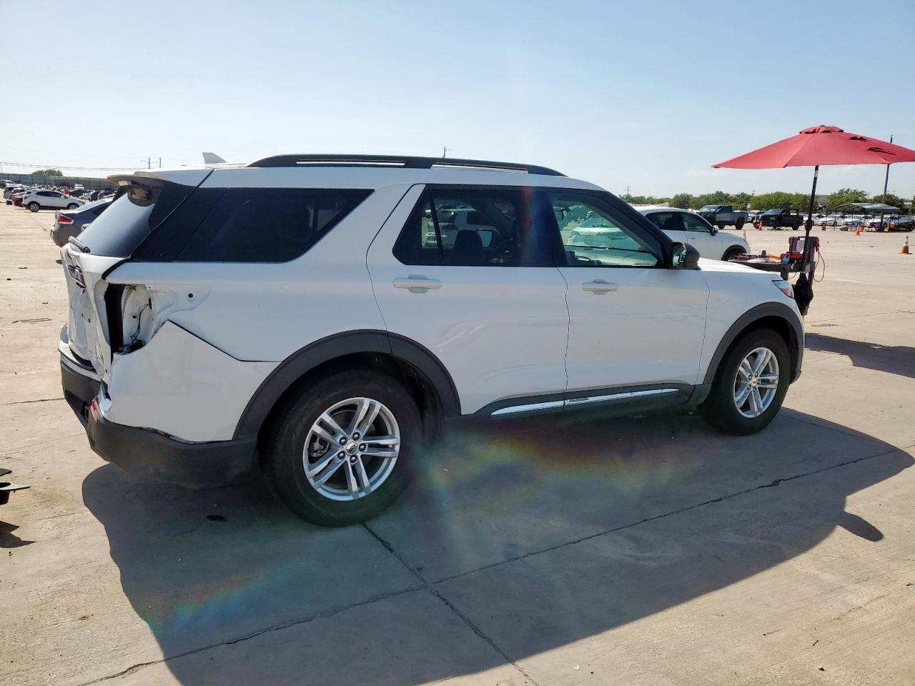 2020 Ford Explorer Xlt - Image 3