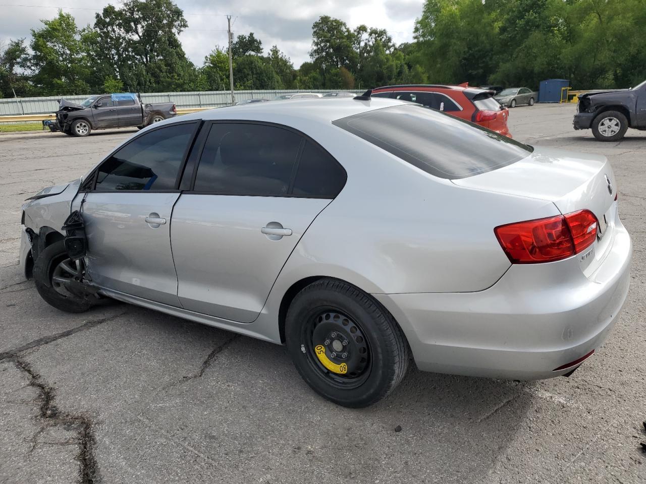 2012 Volkswagen Jetta Se - Image 2