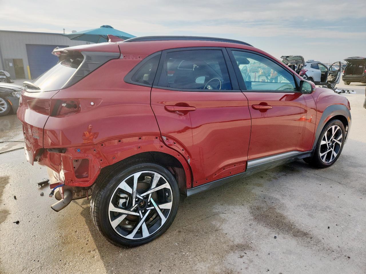 2022 Hyundai Kona Limited - Image 3