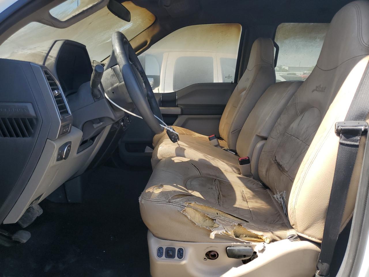 2022 Ford F250 Super Duty - Image 7