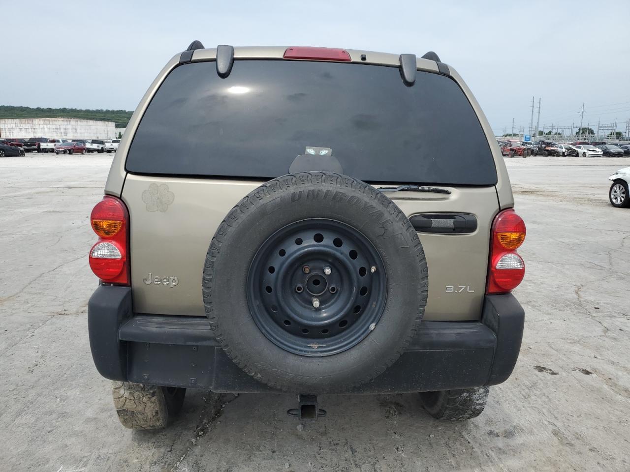 2004 Jeep Liberty Sport - Фото 6