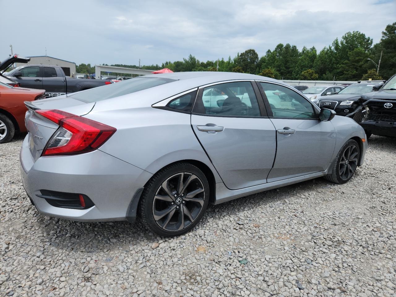 2019 Honda Civic Sport - Фото 3