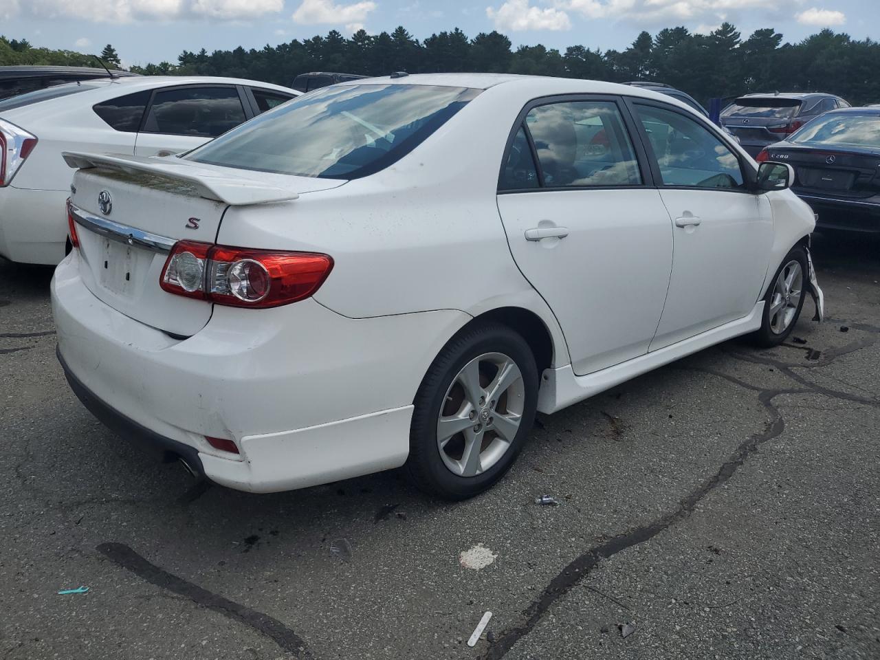 2012 Toyota Corolla Base - Фото 3