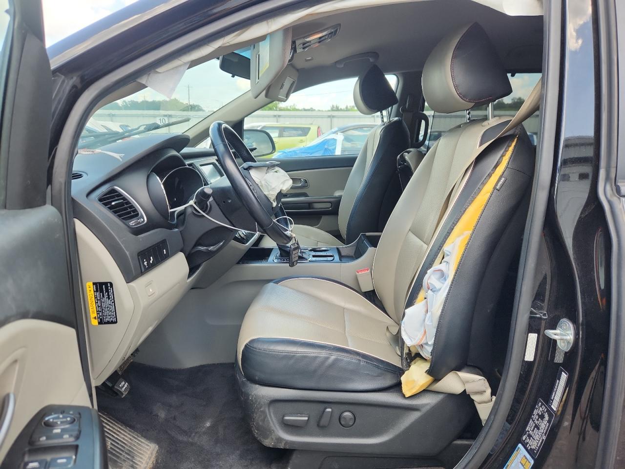 2020 Kia Sedona Lx - Image 7