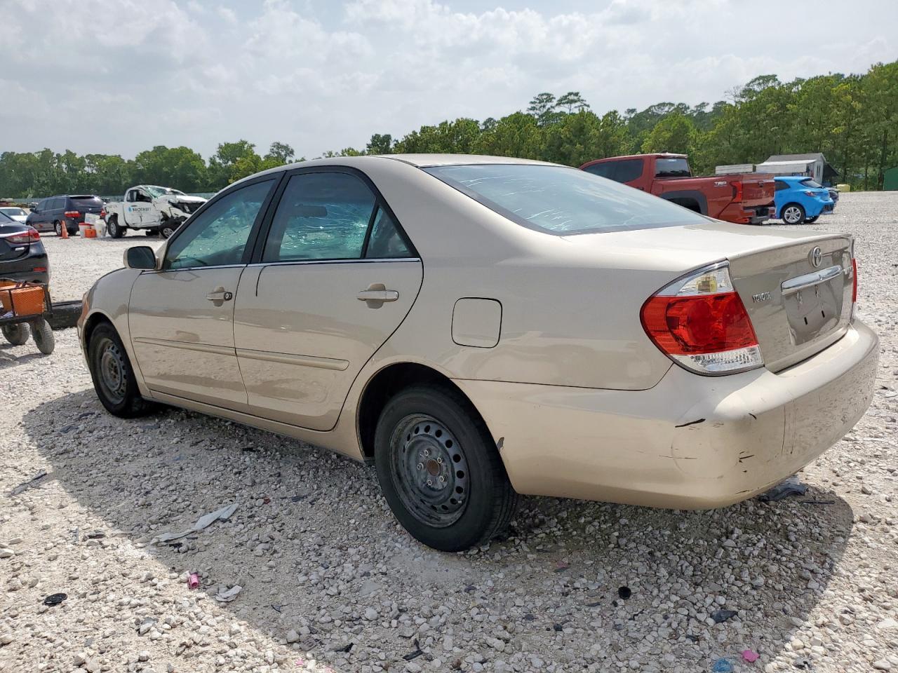 2005 Toyota Camry Le - Фото 2
