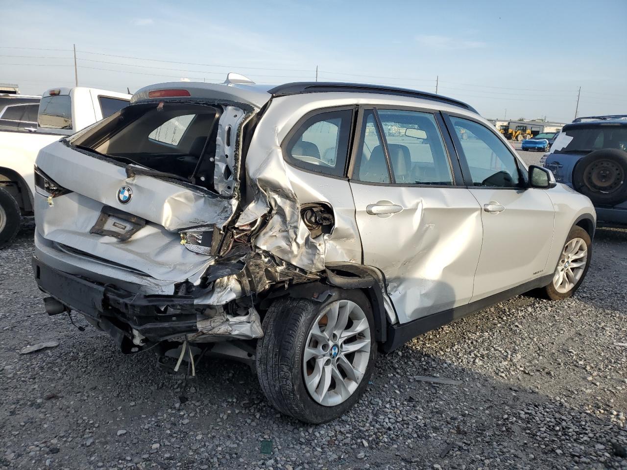 2015 BMW X1 xDrive28I - Фото 3