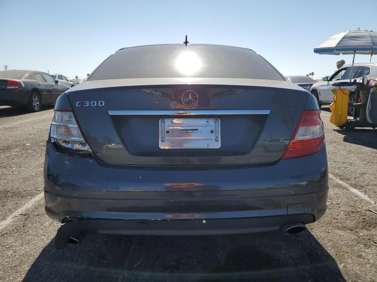 2011 Mercedes-Benz C 300 - Фото 6