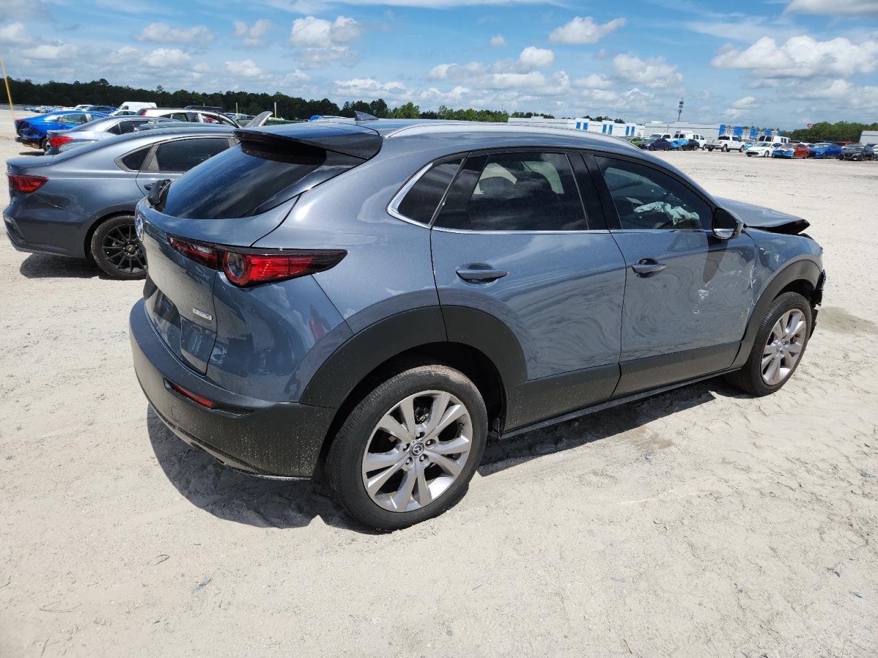 2020 Mazda Cx-30 Premium - Image 3