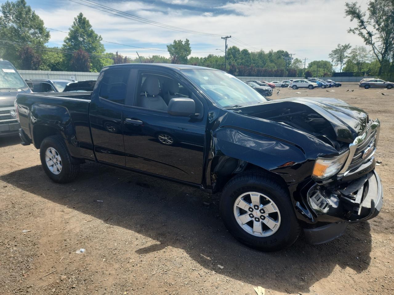 2018 GMC Canyon - Image 4