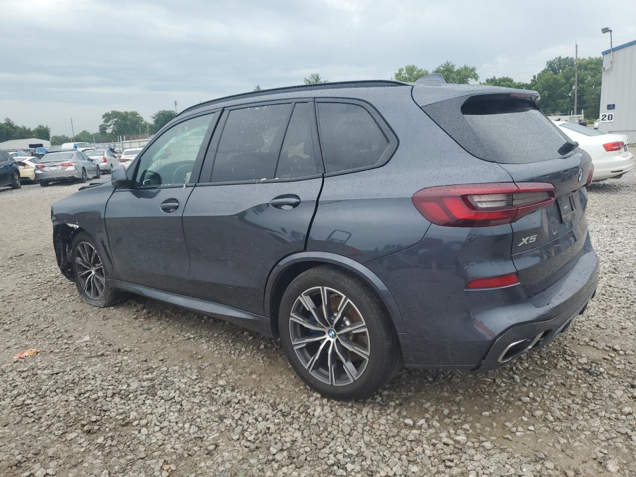 2021 BMW X5 xDrive45E - Фото 2