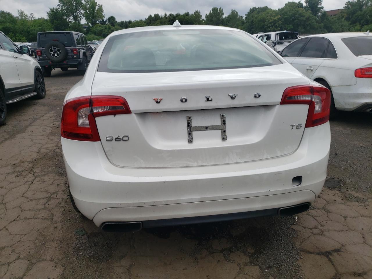 2014 Volvo S60 T5 - Фото 6