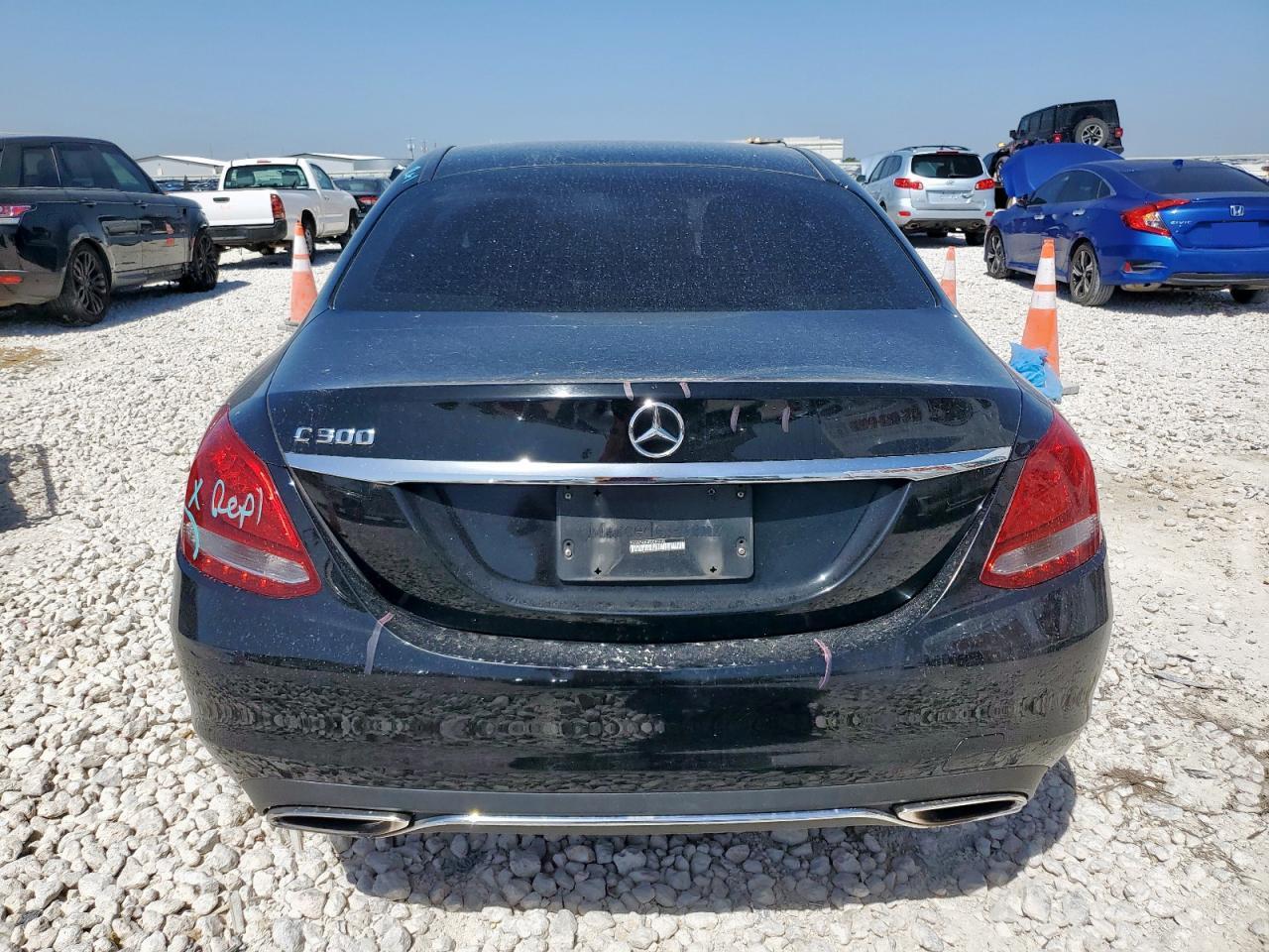 2015 Mercedes-Benz C 300 - Фото 6