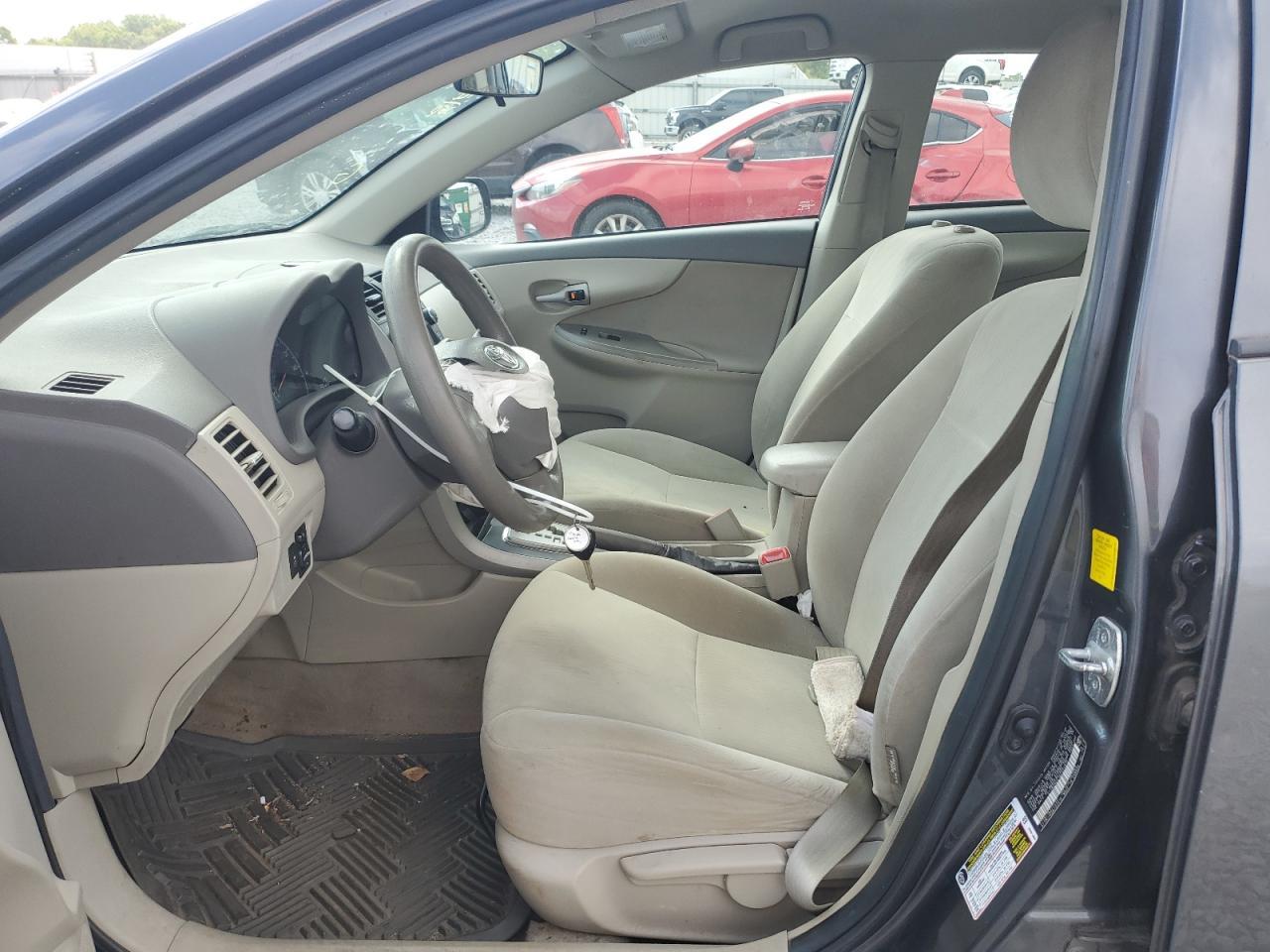 2010 Toyota Corolla Base - Фото 7