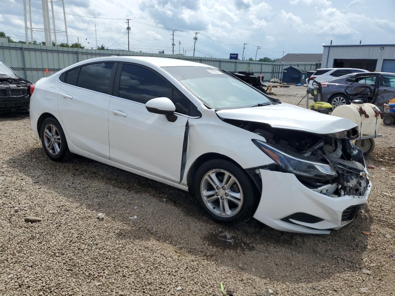 2018 Chevrolet Cruze Lt - Image 4