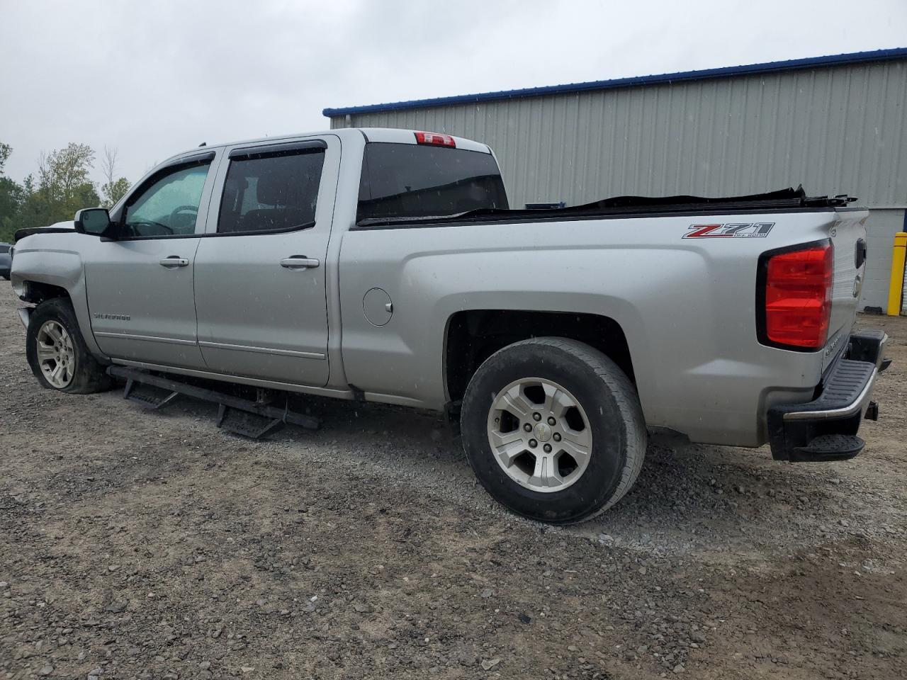 2017 Chevrolet Silverado K1500 Lt - Image 2