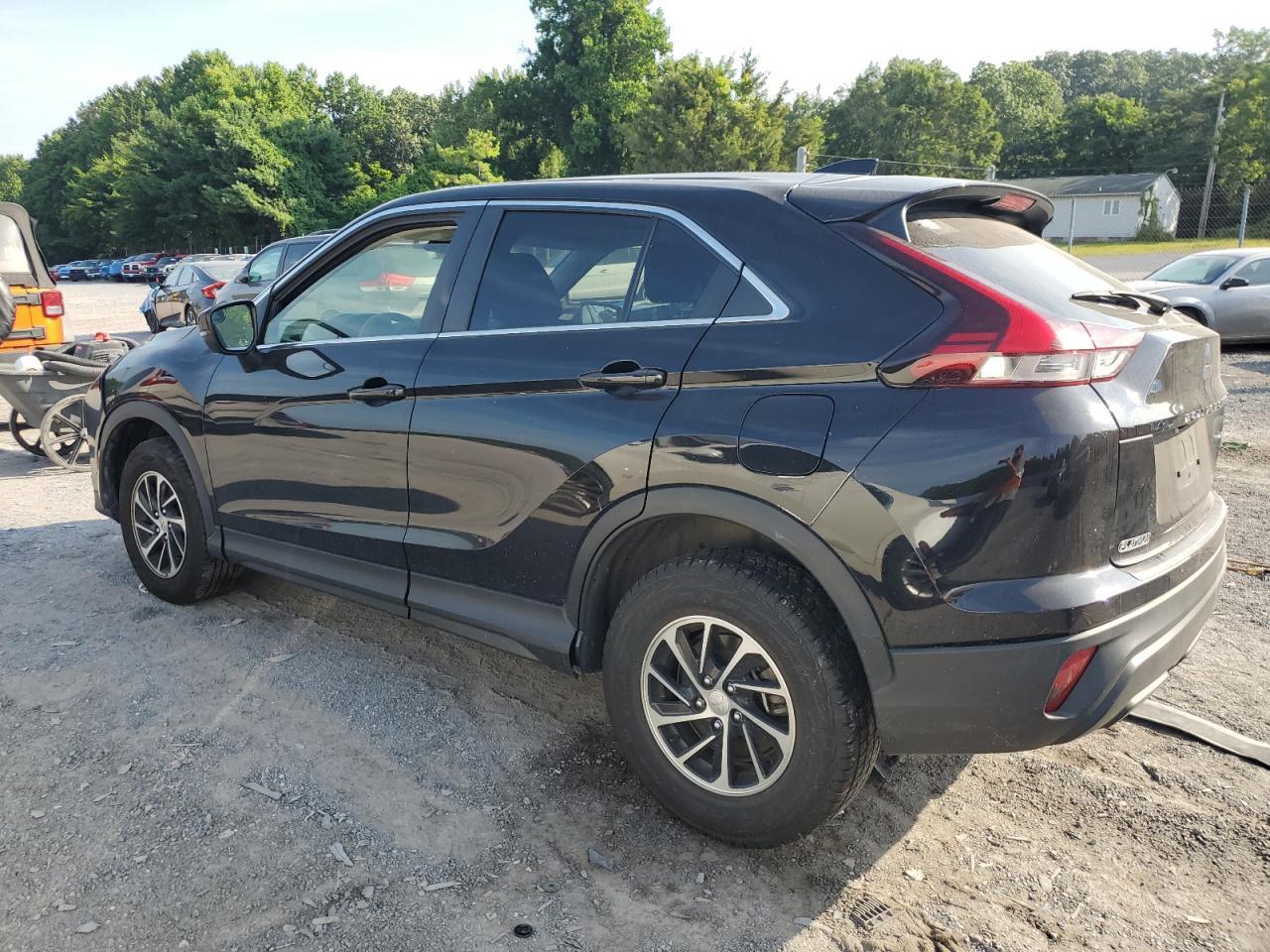 2022 Mitsubishi Eclipse Cross Es - Image 2