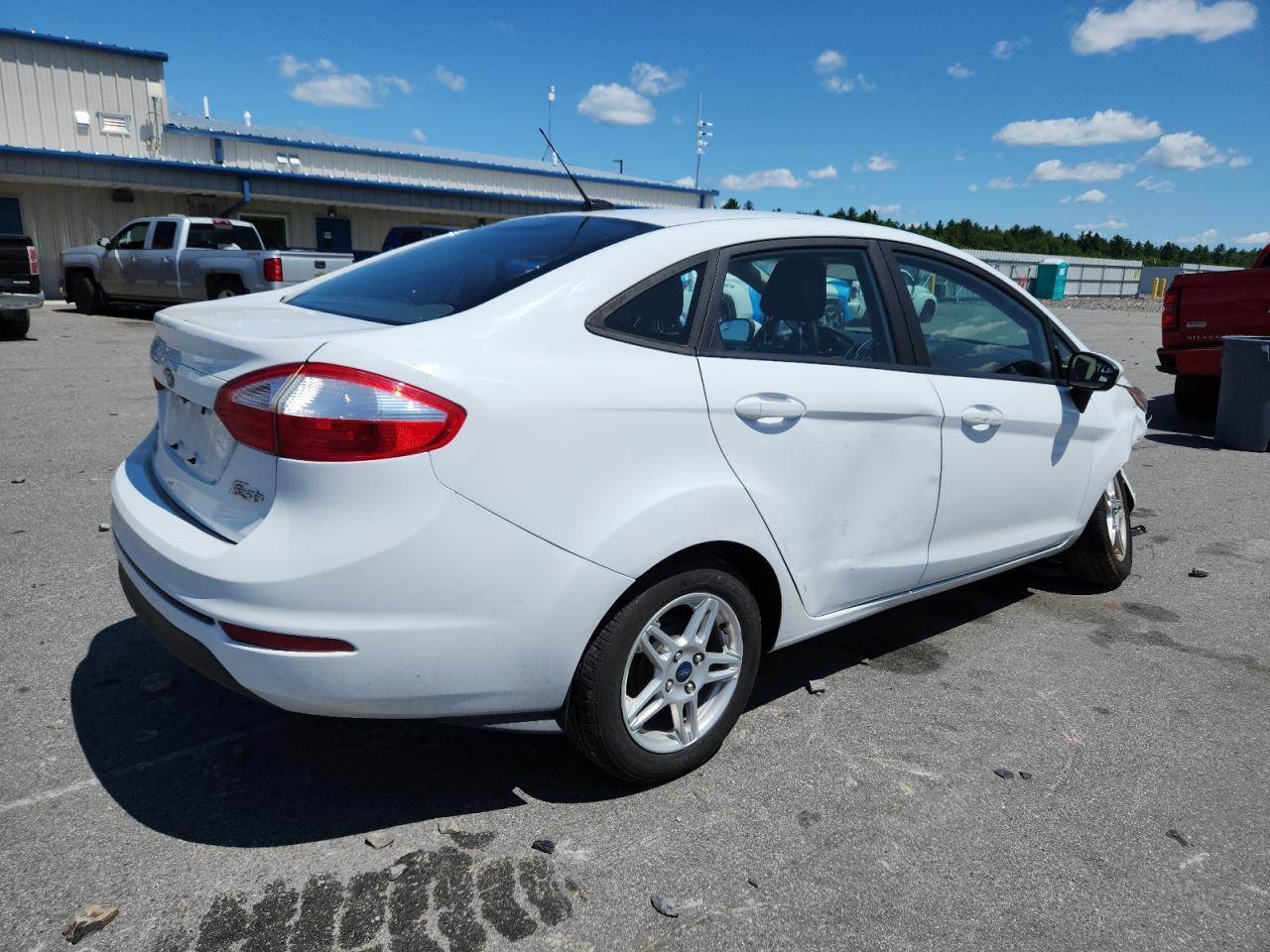 2019 Ford Fiesta Se - Фото 3