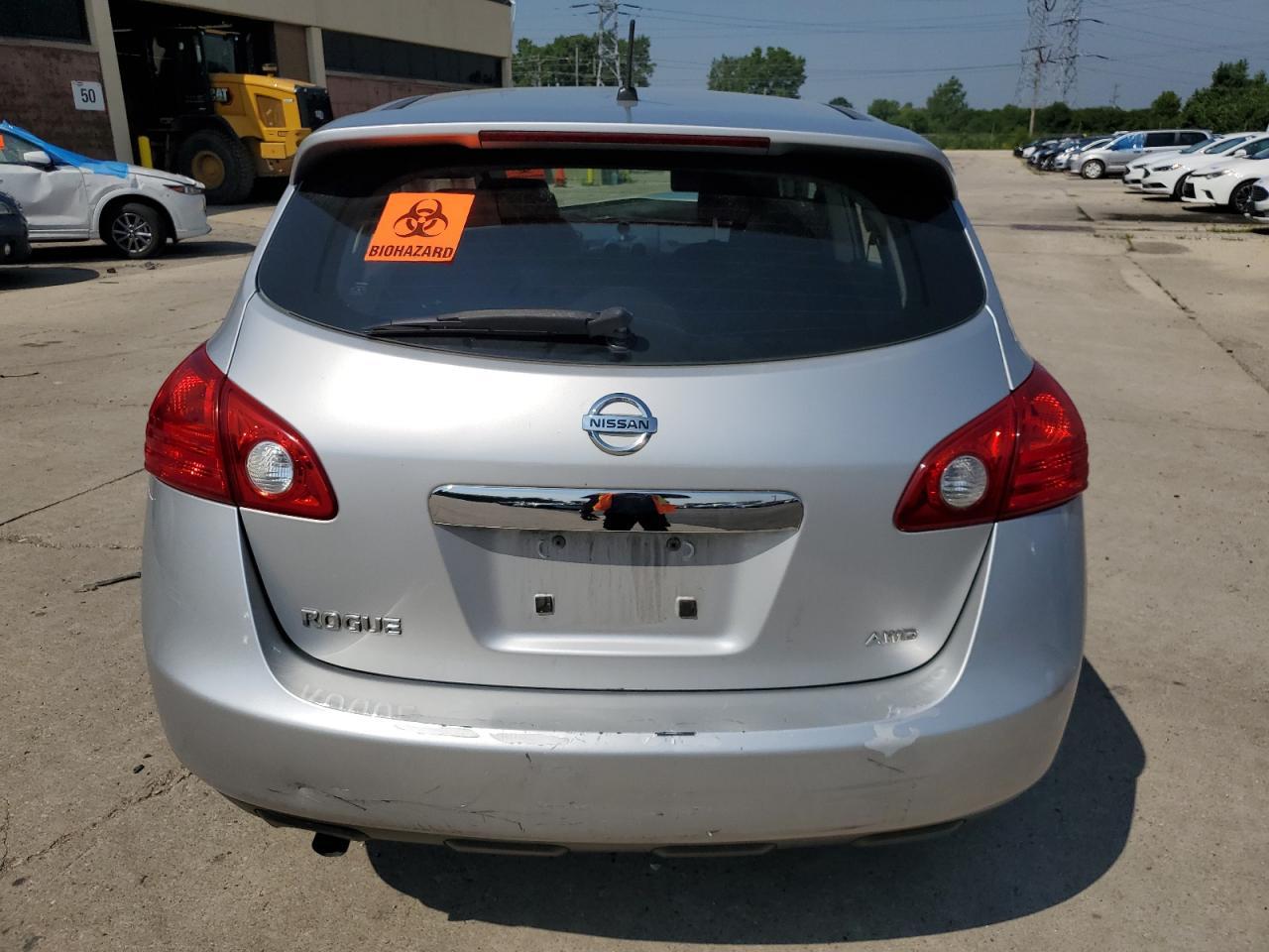 2013 Nissan Rogue S - Фото 6